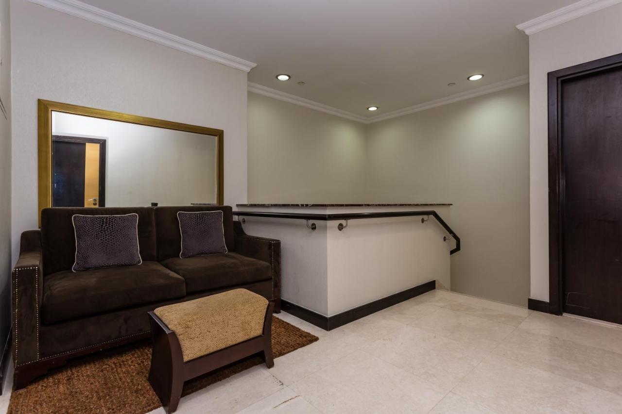 Elan Four Bedroom Beach Jbr Villa *