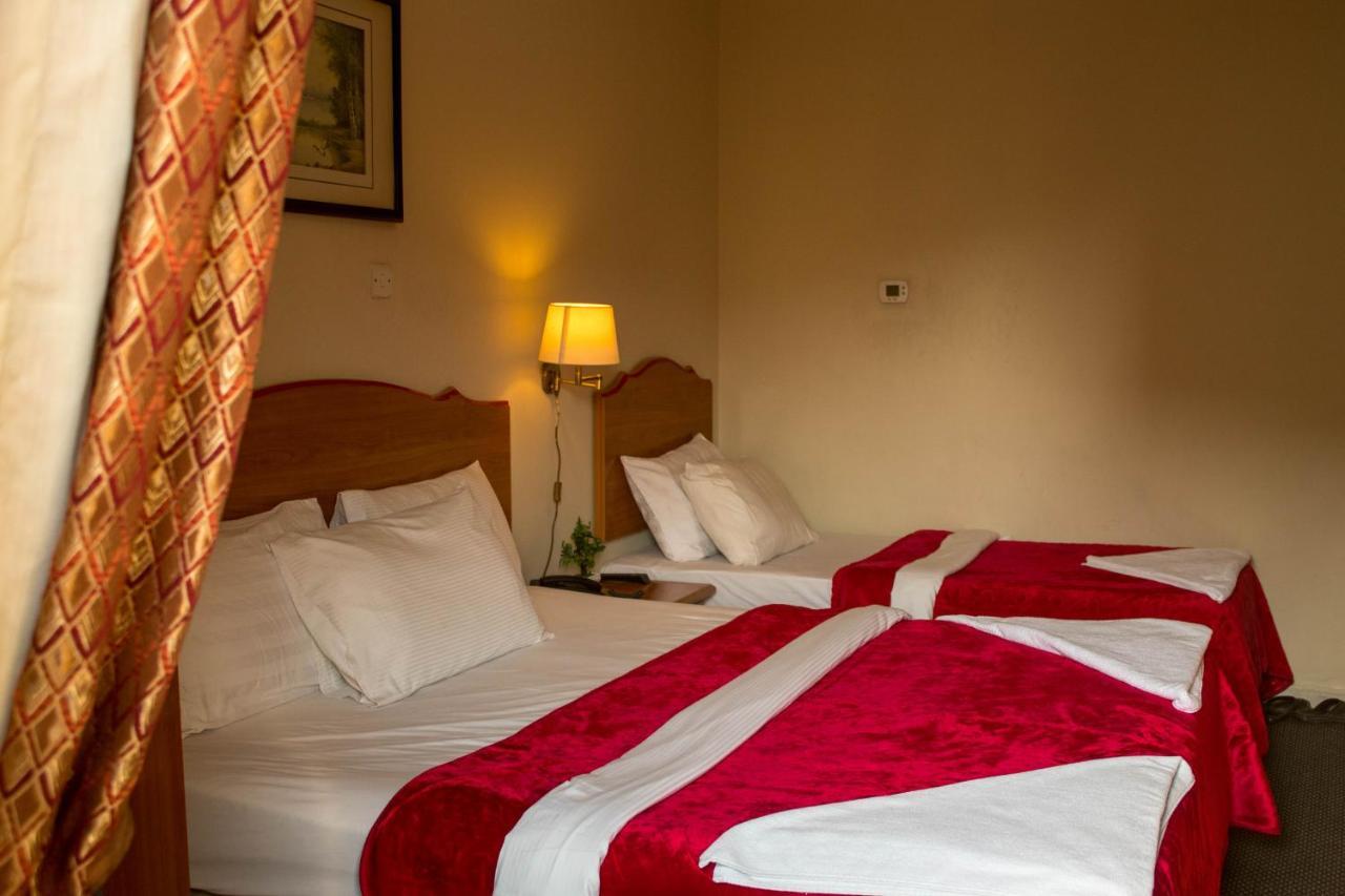 Sahar Otel 2*