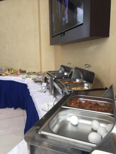 Boulevard City Suites Hotel *