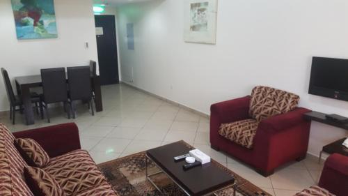 Boulevard City Suites