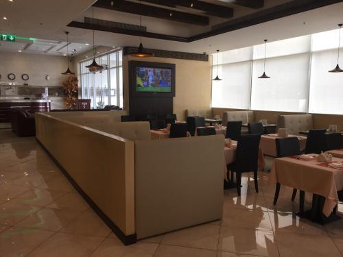 Boulevard City Suites *