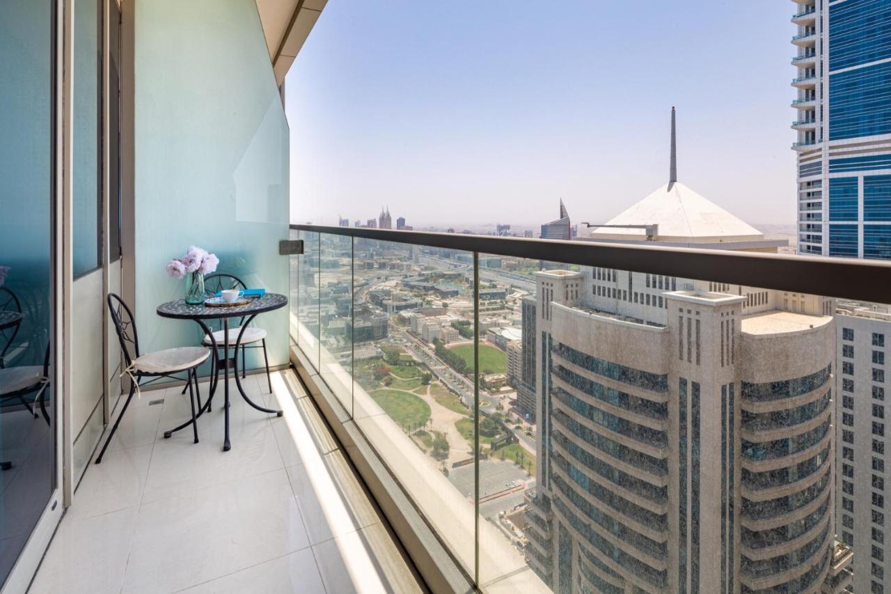 Frank Porter - Ocean Heights Dubai